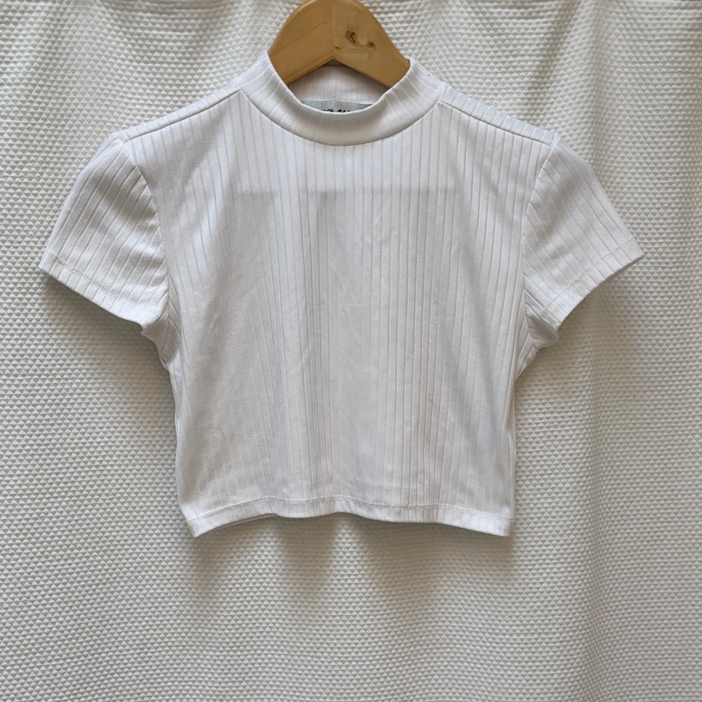 Almost Famous White Ribbed Top